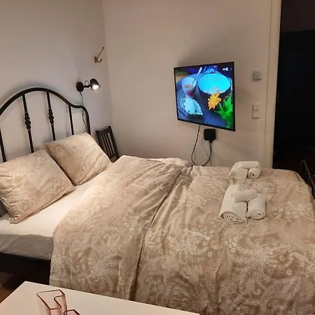 Apartment In Center