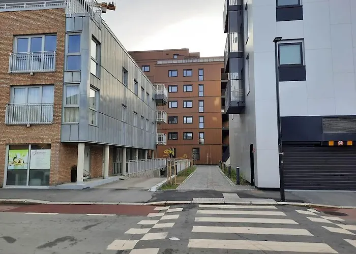 In Center Leilighet *